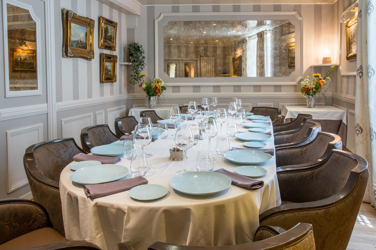 Logis Hotels Restaurant La Mere Hamard Semblancay Exterior photo