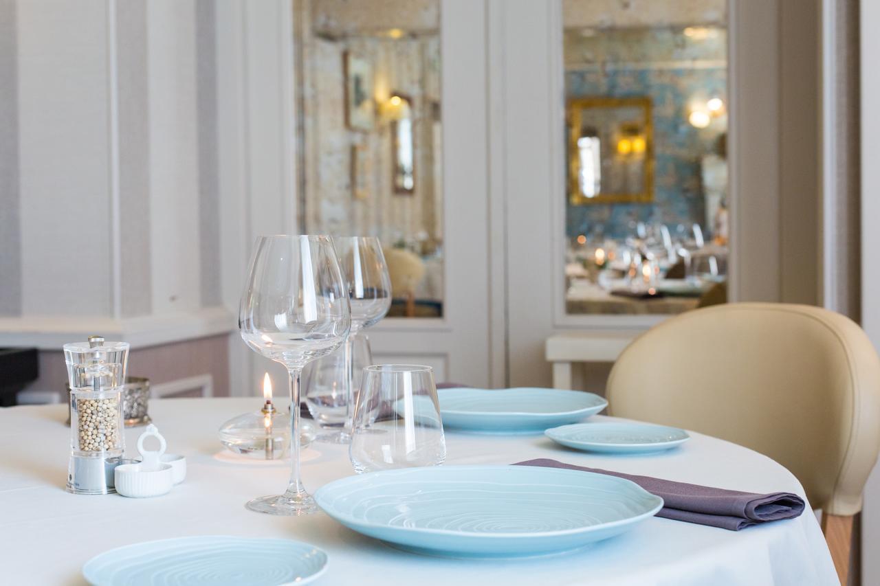 Logis Hotels Restaurant La Mere Hamard Semblancay Exterior photo